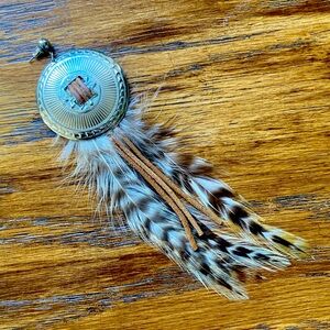 Vintage Statement Earring 1980s silver conch feathers leather pierced single
